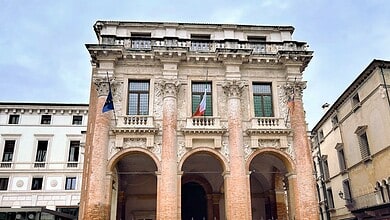 Loggia del Capitaniato, Piazza dei Signori, Vicenza, Veneto Info Magazine