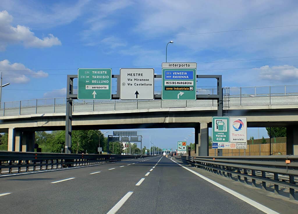 Autem Do Veneta (Benátska): Jak Se Připravit Na Cestu 6 Jesolo